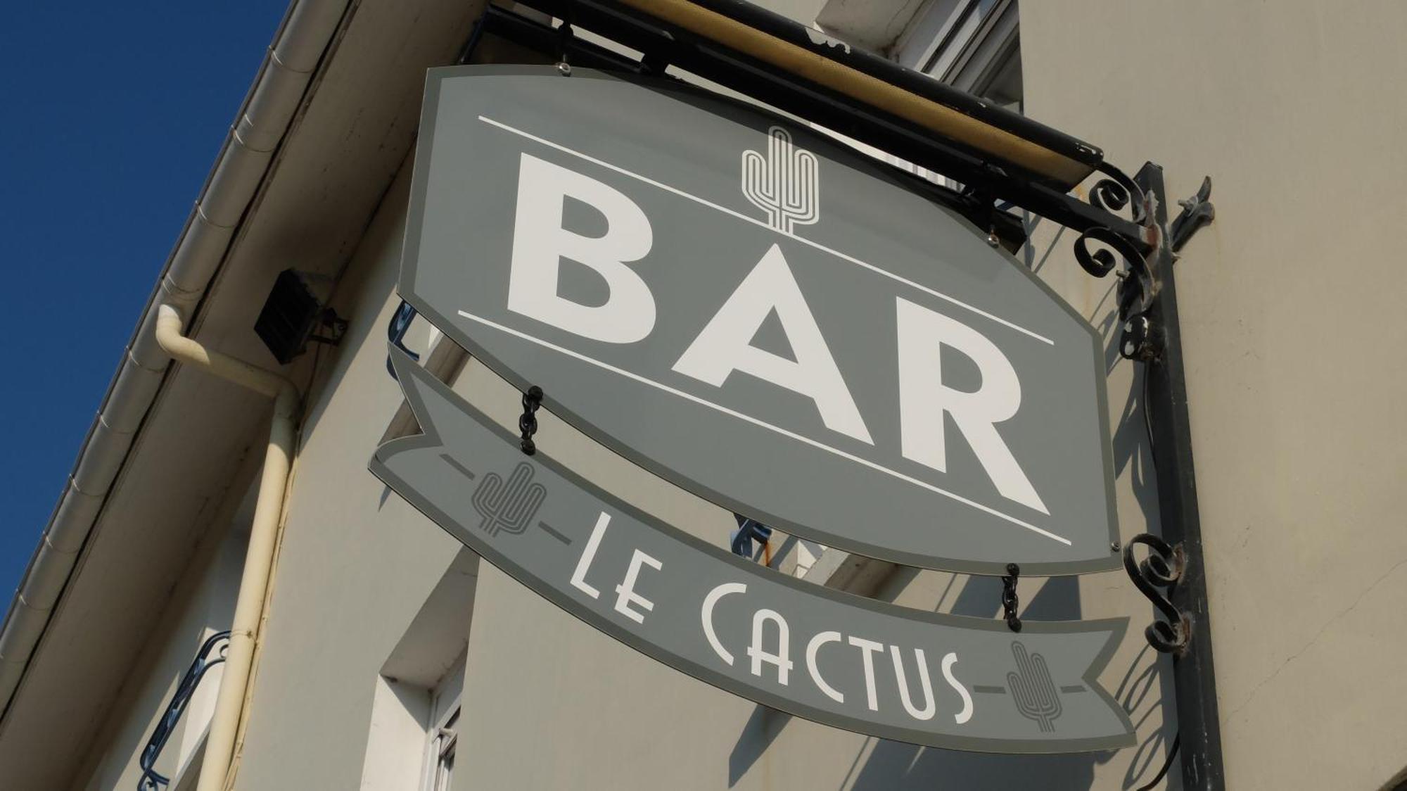 Hotel Les Pins Saint-Trojan-les-Bains Exterior foto
