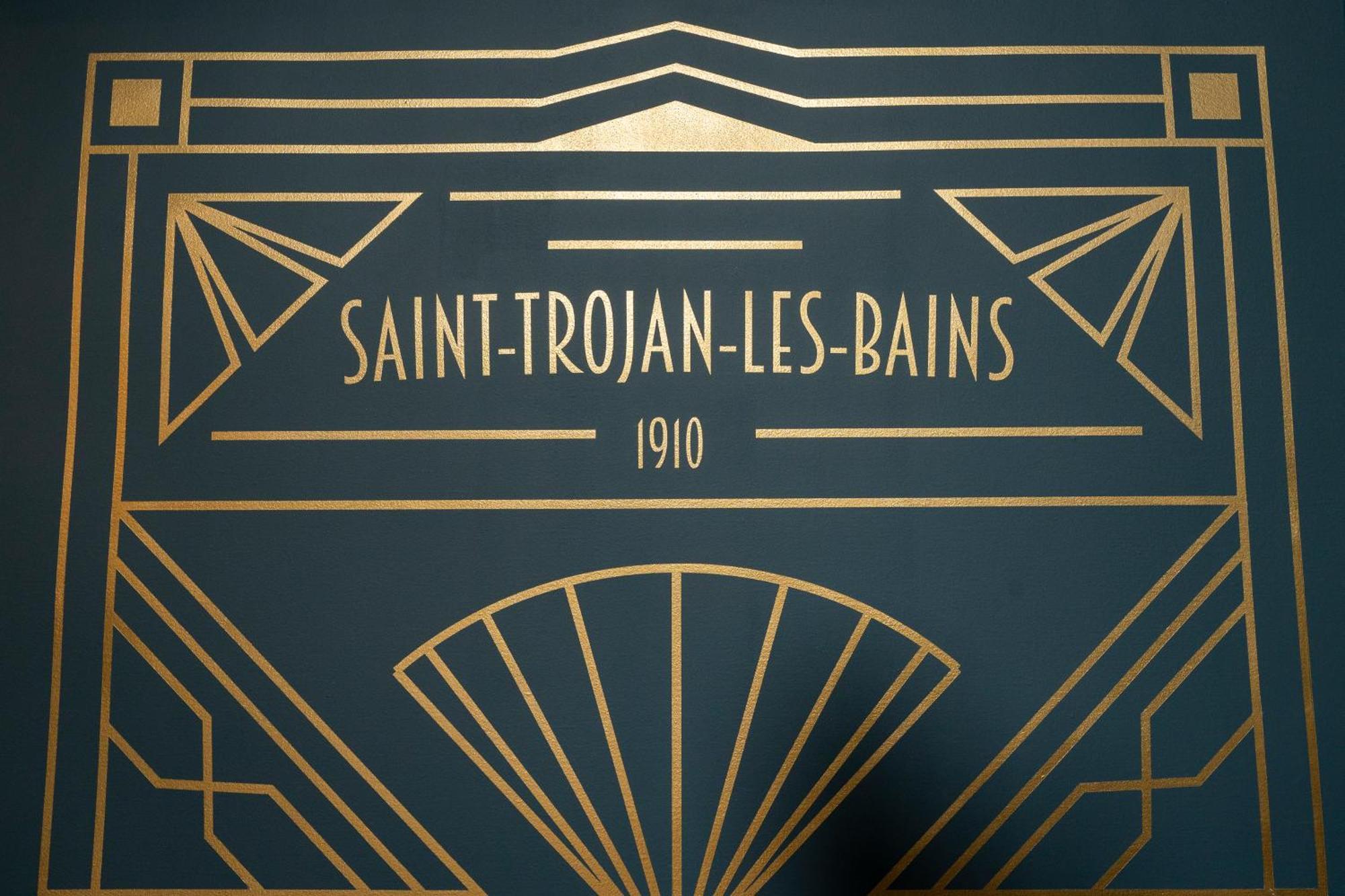 Hotel Les Pins Saint-Trojan-les-Bains Exterior foto