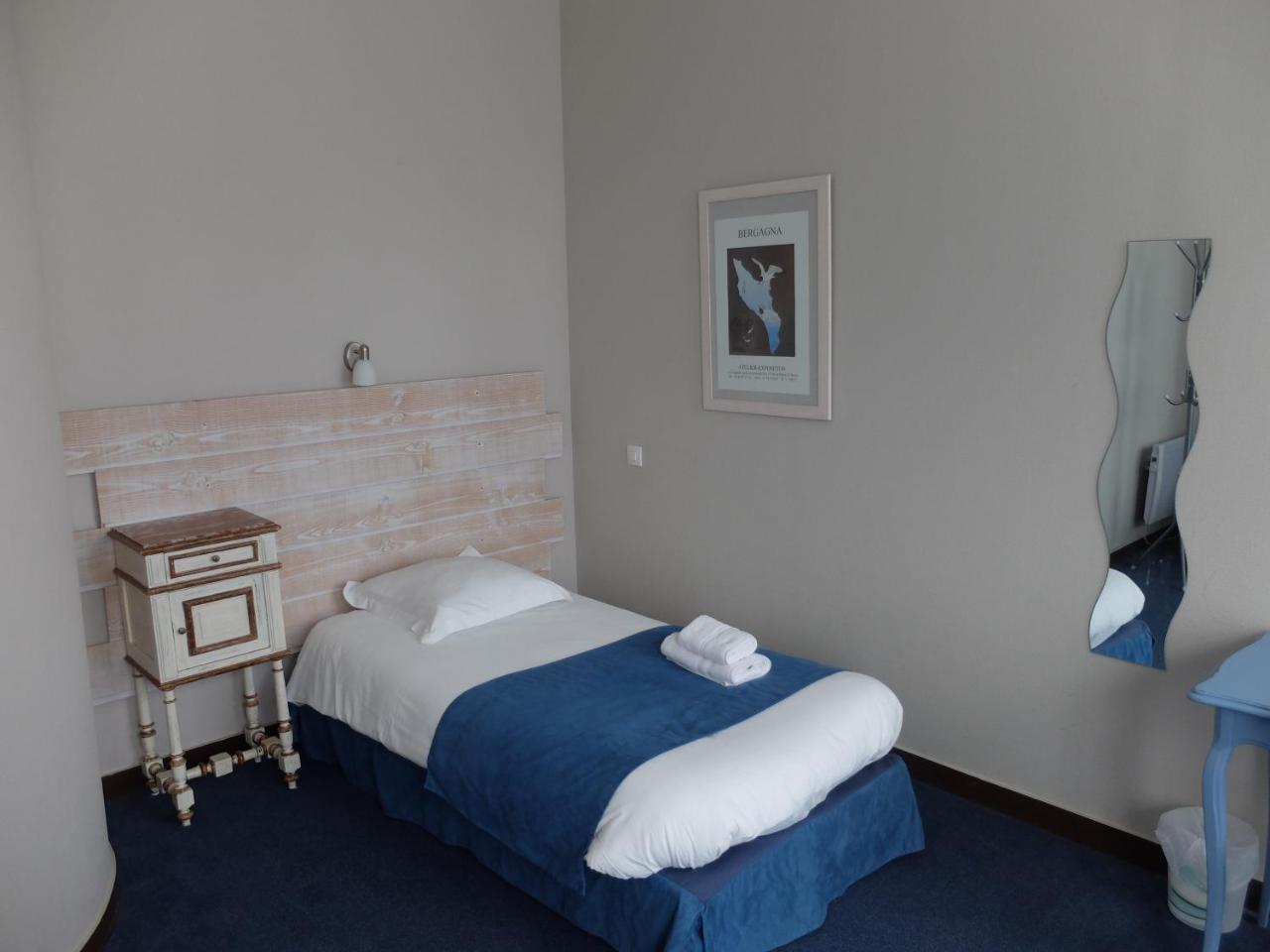 Hotel Les Pins Saint-Trojan-les-Bains Exterior foto