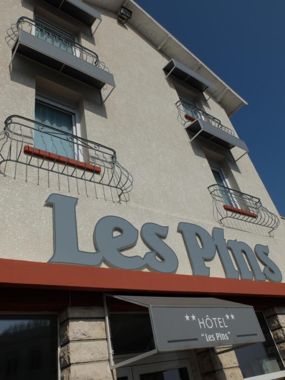Hotel Les Pins Saint-Trojan-les-Bains Exterior foto